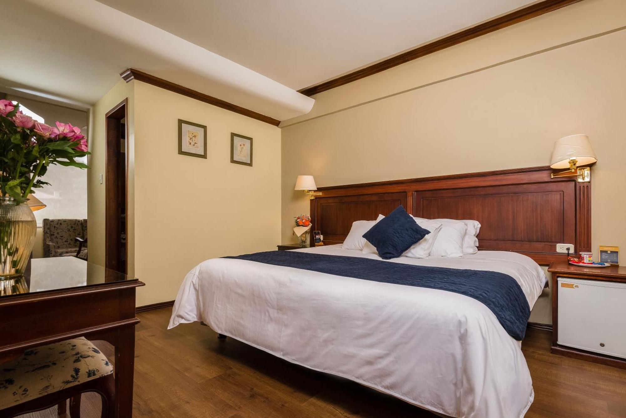 Hotel Florida Ambato Exteriér fotografie