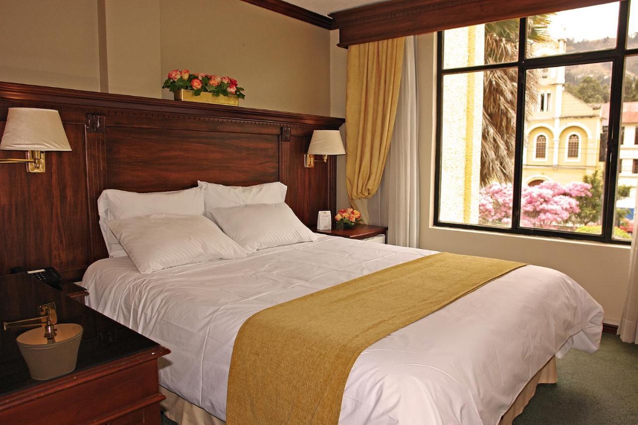 Hotel Florida Ambato Exteriér fotografie